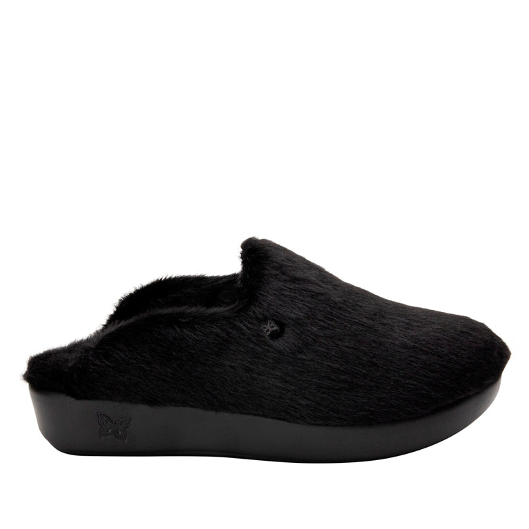 Leisurelee 2 - Black (Sample Sale)