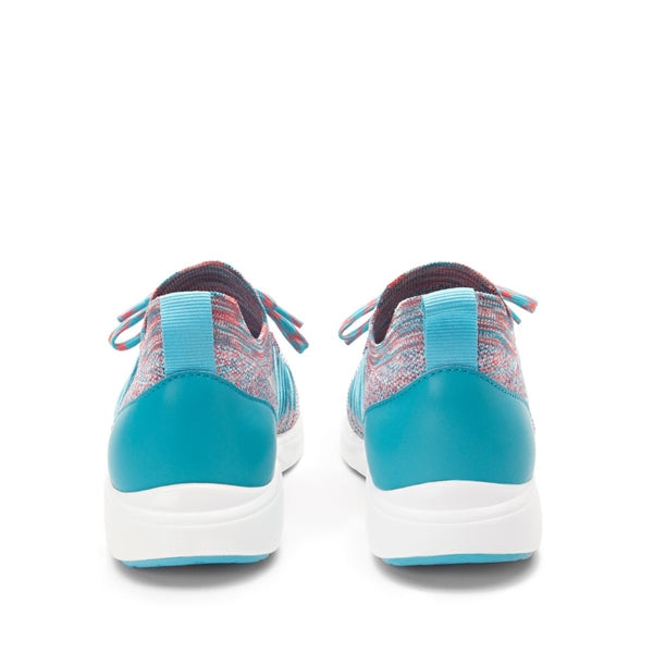 Synq- Aquamarine (Sample Sale)