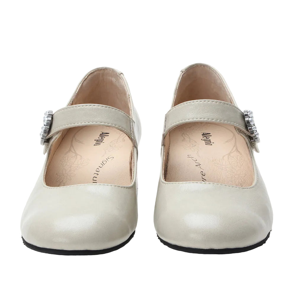 Ameliah - Ivory (Sample Sale)