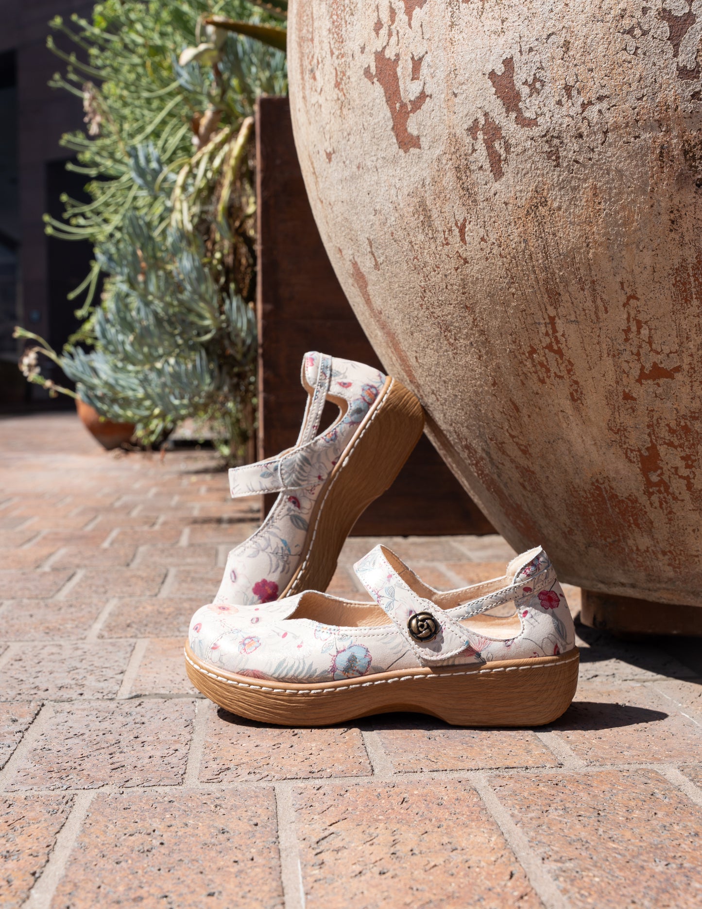 Onika Shoes - Ethereal