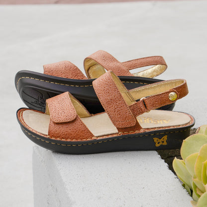 Verona Sandals - Carmelita