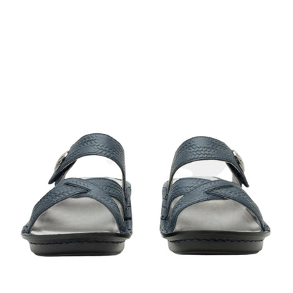 Victoriah - Basketry Navy