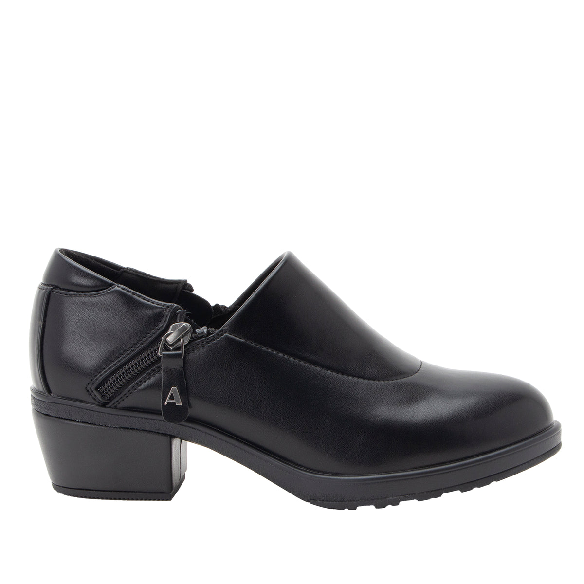 Wynne - Black (Sample Sale)