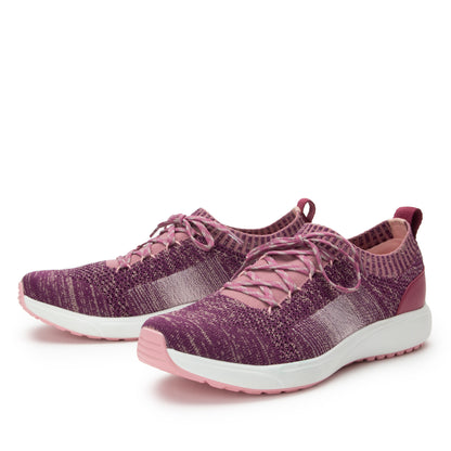 Peaq - Plum (Sample Sale)