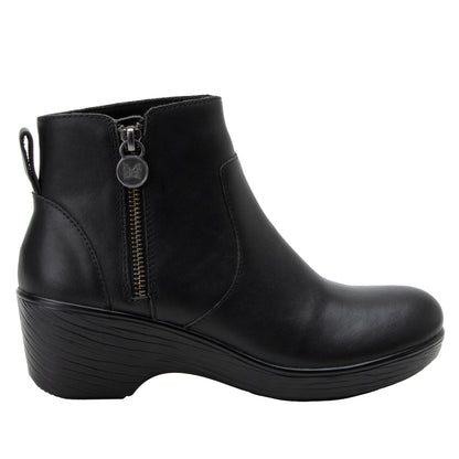 Serina - Black (Sample Sale)