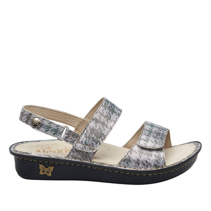 Verona - Sassy Earth (Sample Sale)