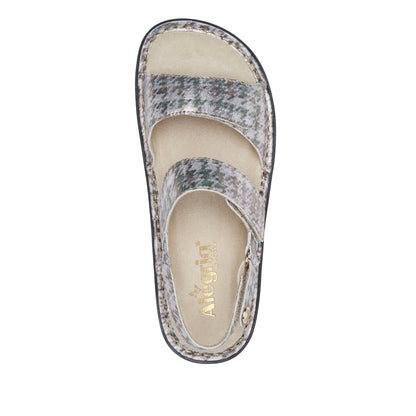 Verona - Sassy Earth (Sample Sale)