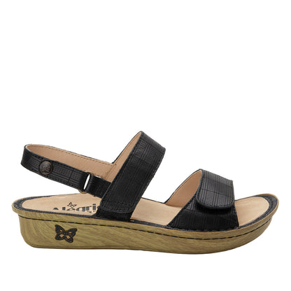 Verona - Engraver Black (SAMPLE SALE)